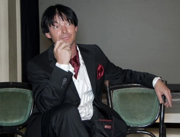 ukrainskyi-aktor-ta-televeduchyi-anatolii-sukhanov-pomer-u-vitsi-54-rokiv