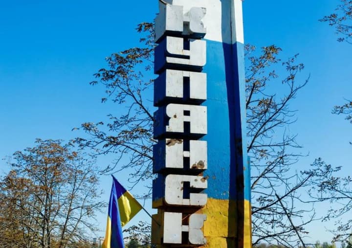 okupanty-v-kupiansku-zalyshaiutsia-otochenymy-bez-perspektyv-deblokady-trehubov