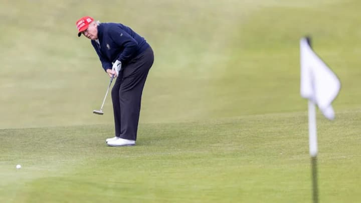 tramp-pered-zustrichchiu-iz-zelenskym-vyrushyv-pohraty-u-holf-zmi