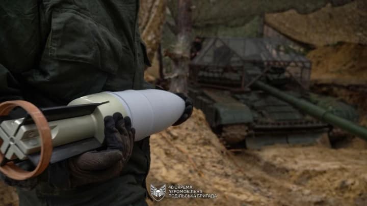 na-fronte-zafiksirovano-103-boevikh-stolknoveniya-vrag-aktivno-deistvuet-na-pokrovskom-napravlenii