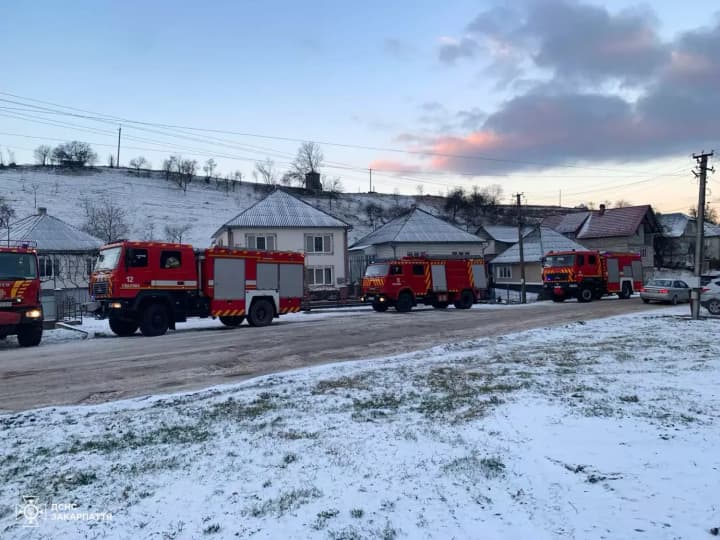 na-zakarpatti-stalasia-pozhezha-na-mahistralnomu-hazoprovodi-dsns