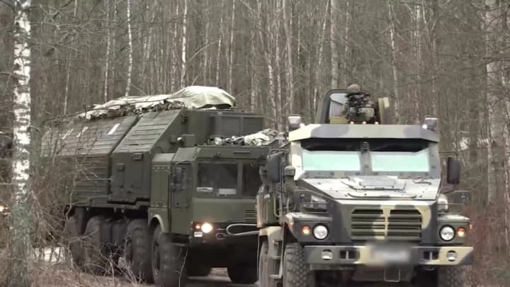 pokazukha-defence-express-zasumnivalysia-shcho-orieshnik-vzhe-stoit-na-boiovomu-cherhuvanni-u-bilorusi