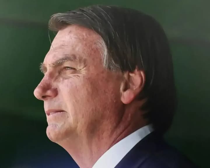 eksprezydent-brazylii-bolsonaru-perenis-tretiu-operatsiiu-cherez-hykavku