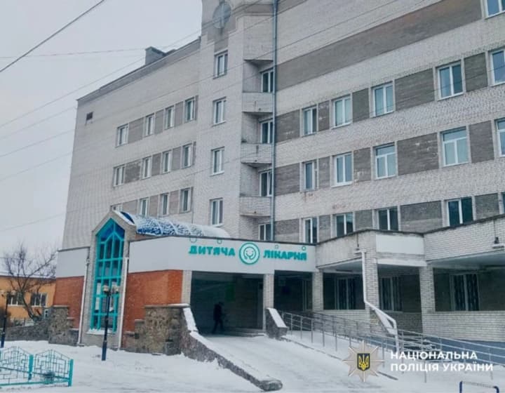 mother-and-4-year-old-daughter-in-hospital-family-poisoned-by-carbon-monoxide-near-kyiv