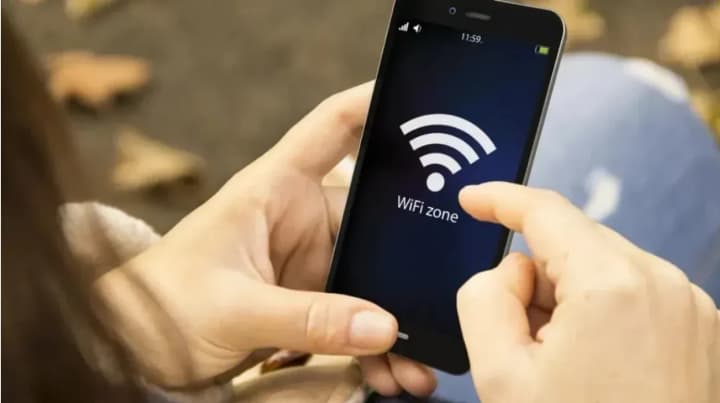 u-rf-u-novorichnu-nich-planuiut-vidkliuchyty-mobilnyi-internet-tspd