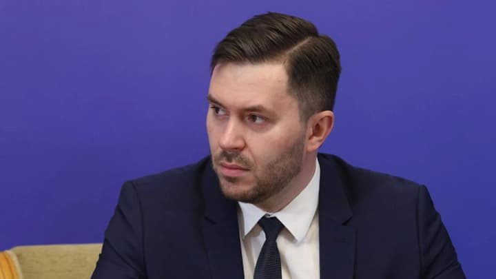 zelenskyi-zvilnyv-holovu-nktspfr-mahomedova