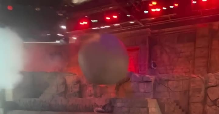 180-kilogram-prop-derailed-disney-world-employee-injured