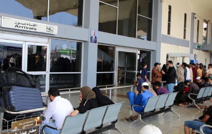 mezhdunarodnii-aeroport-v-yemene-priostanovil-rabotu-na-fone-uglubleniya-krizisa-mezhdu-saudovskoi-araviei-i-oae