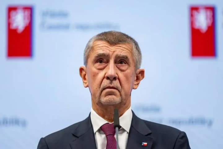 czech-prime-minister-promises-to-review-ammunition-supplies-to-ukraine