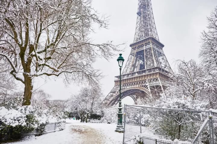 france-paralyzed-by-anomalous-snowfalls-over-1000-kilometers-of-traffic-jams-recorded-in-ile-de-france