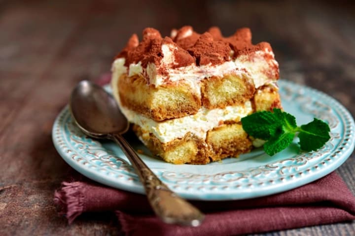 secrets-to-making-the-perfect-tiramisu-classic-recipe-and-strawberry-variation