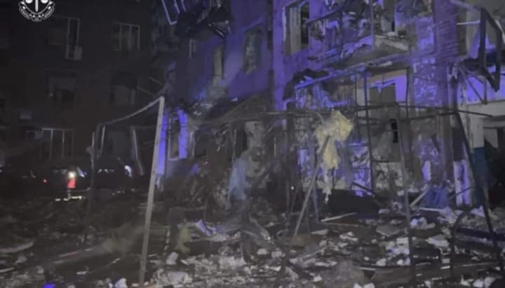 raketnii-udar-po-krivomu-rogu-izvestno-o-17-postradavshikh