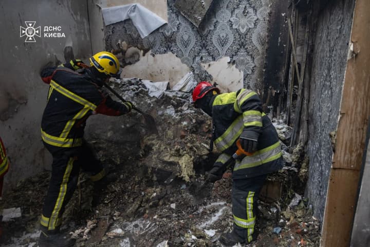 u-kyievi-zavershyly-roboty-z-likvidatsii-naslidkiv-vorozhoho-obstrilu