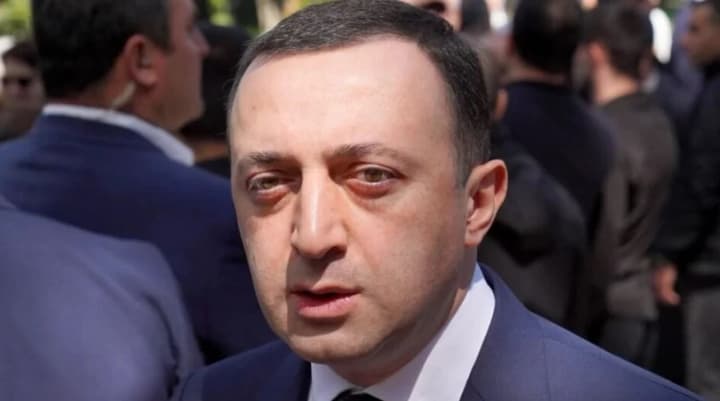 borotba-klaniv-useredyni-hruzynskoi-mrii-ekspremier-hruzii-haribashvili-otrymav-5-rokiv-viaznytsi-ta-milionnyi-shtraf