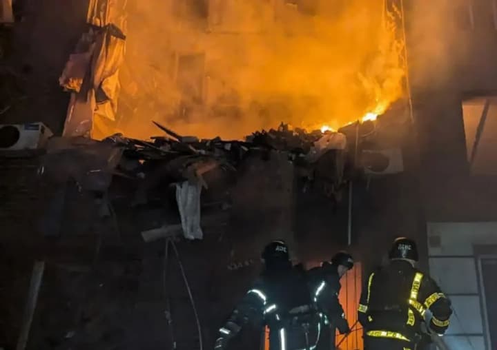 raketnyi-udar-rf-po-kryvomu-rohu-8-sichnia-u-likarni-pomer-67-richnyi-cholovik