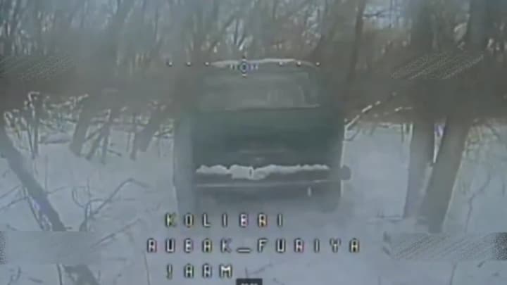 operatory-furii-pokazav-znyshchennia-tekhniky-reb-ta-skladu-palnoho-rosiian-na-pivdenno-slobozhanskomu-napriamku