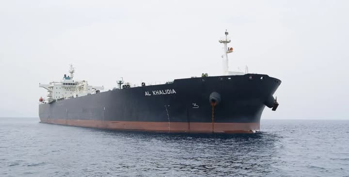 tenevoi-flot-ishchet-zashchiti-v-rossii-posle-zakhvata-tankerov-ssha-bloomberg