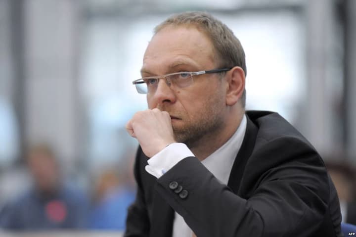 narodnii-deputat-sergei-vlasenko-zayavil-o-politicheskoi-mesti-nabu-iz-za-raboti-vsk-i-kritiki-antikorruptsionnikh-organov