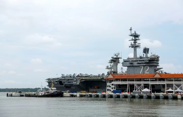 ssha-napravlyayut-avianosets-na-blizhnii-vostok-na-fone-ugroz-trampa-v-adres-irana