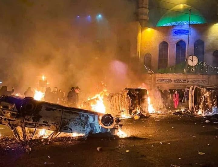 brytaniia-ta-ssha-zasterihaiut-hromadian-vid-podorozhei-do-16-krain-cherez-zahrozu-eskalatsii-na-blyzkomu-skhodi