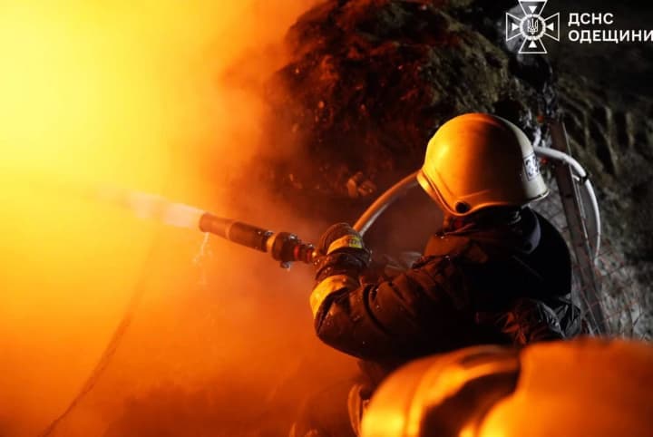 russia-attacked-energy-infrastructure-in-odesa-region-consequences-shown