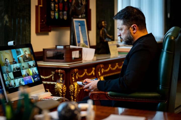 zelenskyi-proviv-enerhetychnyi-selektor-nazvav-de-naiskladnisha-sytuatsiia-i-povidomyv-pro-doruchennia-dlia-zakhystu-neba