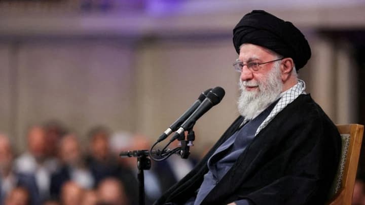 khamenei-prizval-slomat-khrebet-buntovshchikam-posle-massovikh-protestov-v-irane
