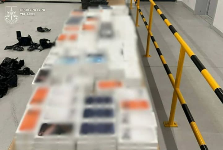 na-lvivshchyni-vidkryly-kryminalne-provadzhennia-cherez-kontrabandu-elektroniky-na-35-mln-hrn