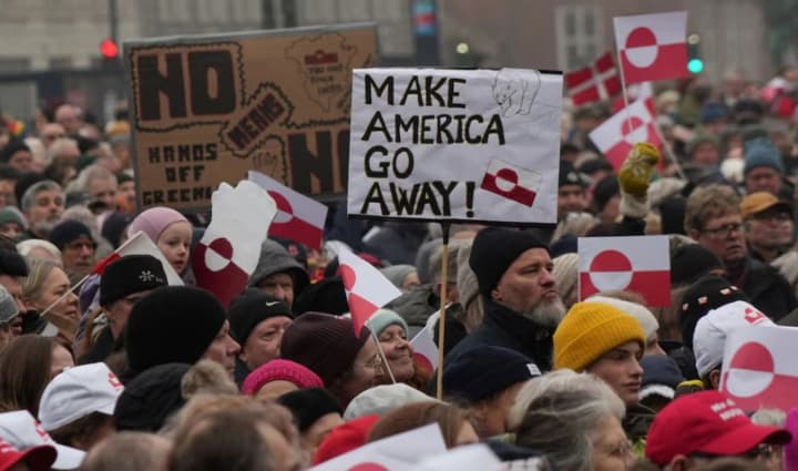 daniia-ta-hrenlandiia-vyishly-na-masovi-protesty-cherez-pohrozy-trampa-shchodo-aneksii-ostrova