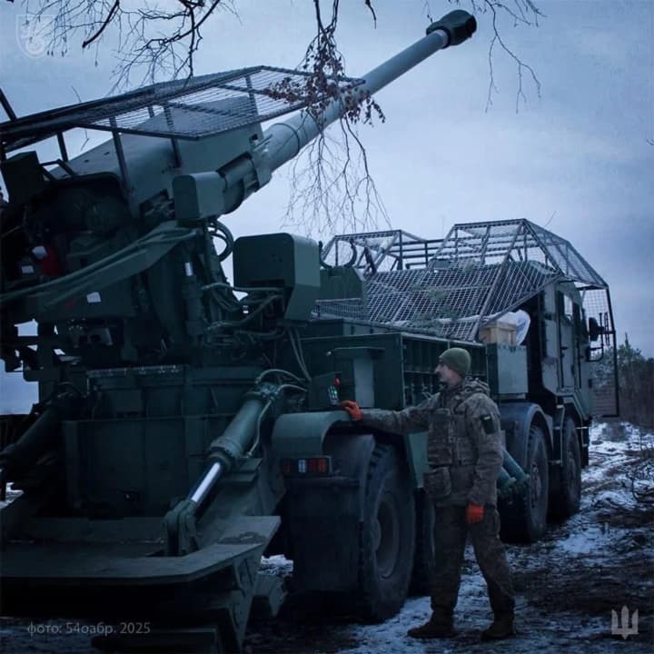 na-fronti-zafiksovano-69-boiovykh-zitknen-voroh-atakuie-na-trokh-napriamkakh-henshtab