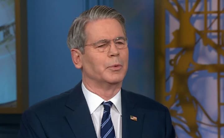 bessent-aneksiia-hrenlandii-tse-naikrashche-dlia-hrenlandii-yevropy-ta-spoluchenykh-shtativ