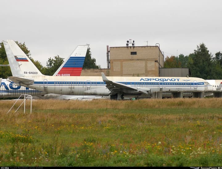 rf-povertaie-v-ekspluatatsiiu-stari-litaky-cherez-hostryi-defitsyt-aviaparku-rozvidka