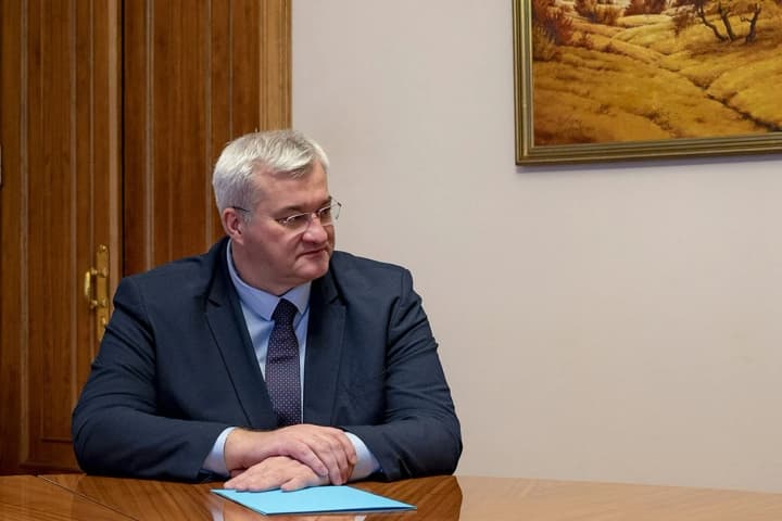 sybiha-pislia-ataky-rf-obhovoryv-z-kallas-posylennia-tysku-na-rosiiu-zbyraietsia-zghodyty-zusyllia-na-radi-yes