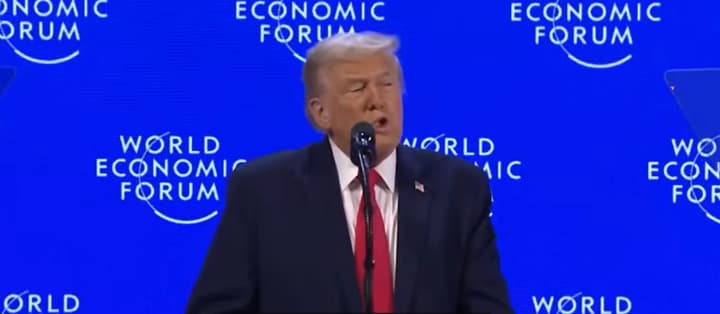 tramp-u-davosi-zaiavyv-shcho-yevropa-ne-rukhaietsia-v-pravylnomu-napriamku