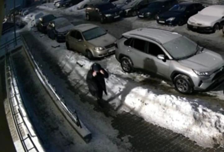 pokushenie-na-zakaznoe-ubiistvo-v-kievskoi-oblasti-zakazchik-kontroliroval-vse-v-rezhime-onlain-cherez-umnie-ochki