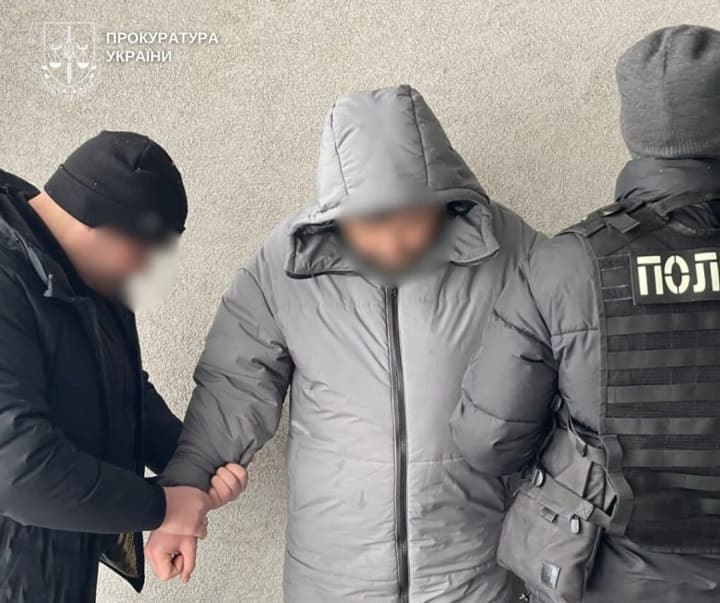 in-kyiv-a-doctor-was-detained-for-attempting-to-smuggle-a-man-to-romania-for-20000-euros