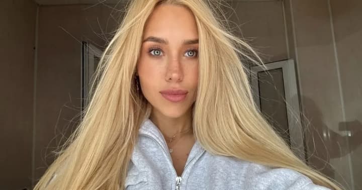 dasha-kvitkova-nezhno-pozdravila-zhenikha-i-podkolola-yego-iz-za-ikh-raznitsi-v-vozraste