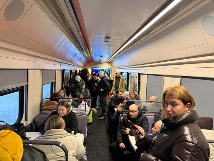 ukrzaliznytsia-rozghornula-vahony-nezlamnosti-u-polshchi-shcho-vidomo