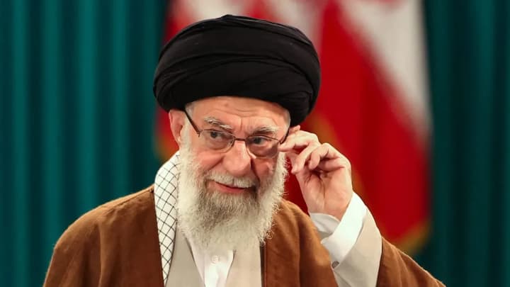 irans-leader-khamenei-moved-to-bunker-due-to-us-attack-threat-media