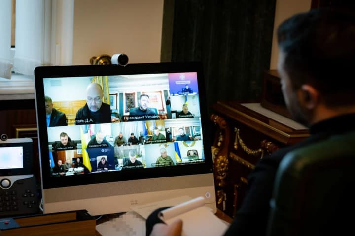 zelenskyy-instructed-the-air-force-commander-to-determine-additional-protection-options-for-kharkiv