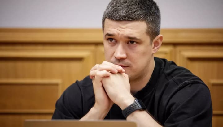 ukraina-ta-spacex-vyrishuiut-problemu-vykorystannia-starlink-na-rosiiskykh-bpla-fedorov-podiakuvav-masku-za-shvydku-reaktsiiu