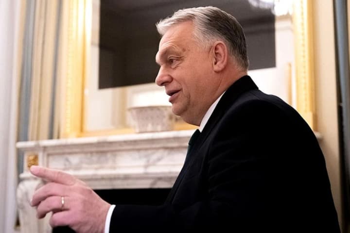 eu-plans-to-admit-ukraine-in-2027-to-access-next-budget-orban