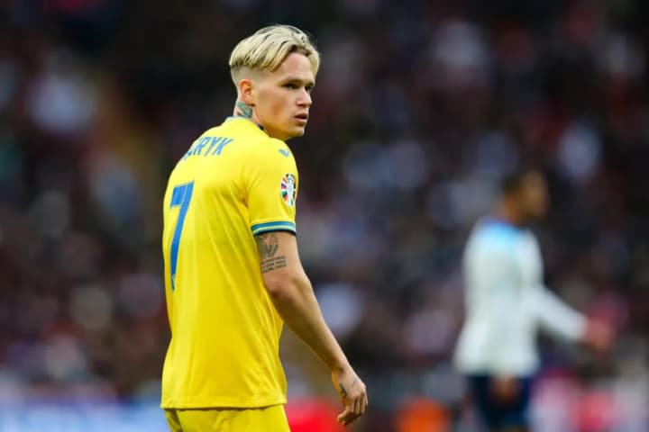 volyn-budesh-pamiataty-vichno-bomzh-mudryk-vliapavsia-v-skandal-ta-otrymav-cherhovyi-ban