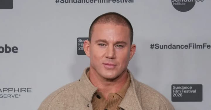 channing-tatum-underwent-shoulder-surgery-and-showed-himself-in-a-hospital-room