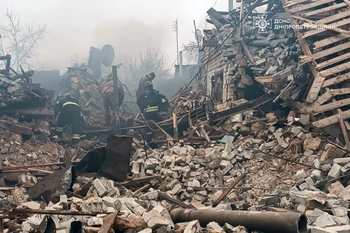 obstreli-dnepropetrovshchini-7-fevralya-sredi-ranenikh-deti-i-masshtabnie-razrusheniya-grazhdanskoi-infrastrukturi