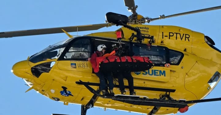 amerikanskaya-gornolizhnitsa-vonn-perenesla-operatsiyu-posle-padeniya-na-olimpiade