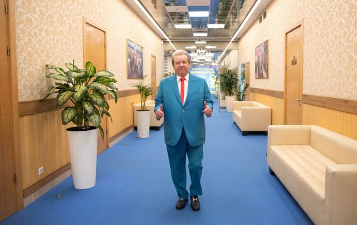 poplavskyi-zalyshaie-posadu-rektora-universytetu-kultury