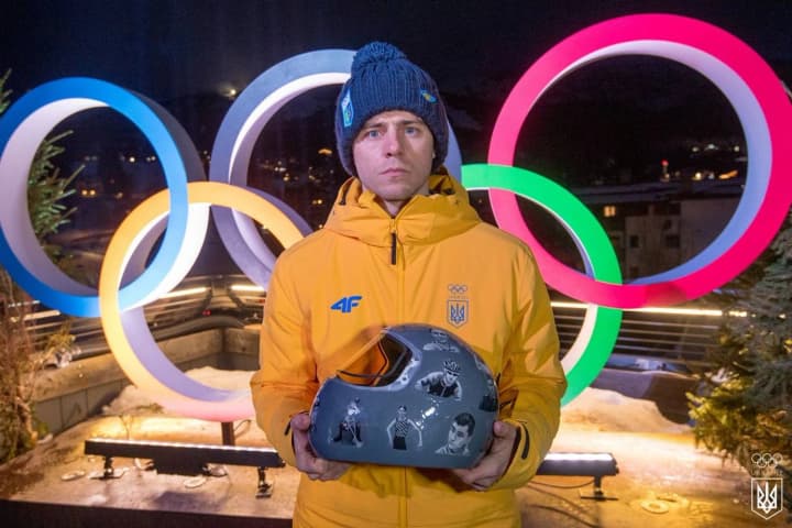 ne-schitaet-zapret-mok-opravdannim-geraskevich-zayavil-chto-ne-otkazhetsya-ot-shlema-pamyati-na-olimpiade-2026