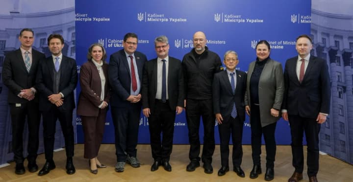 shmyhal-obhovoryv-z-poslamy-krain-g7-ta-yes-vidnovlennia-enerhetyky