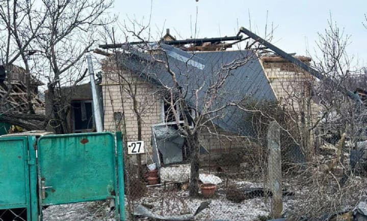 okupanty-atakuvaly-zaporizku-oblast-zahynuv-cholovik-poraneno-zhinku